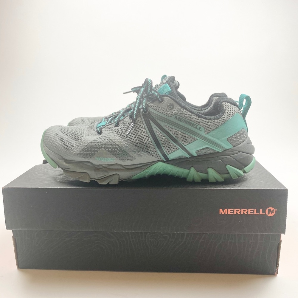 Merrell Women’s Hiking Shoe Size 7
